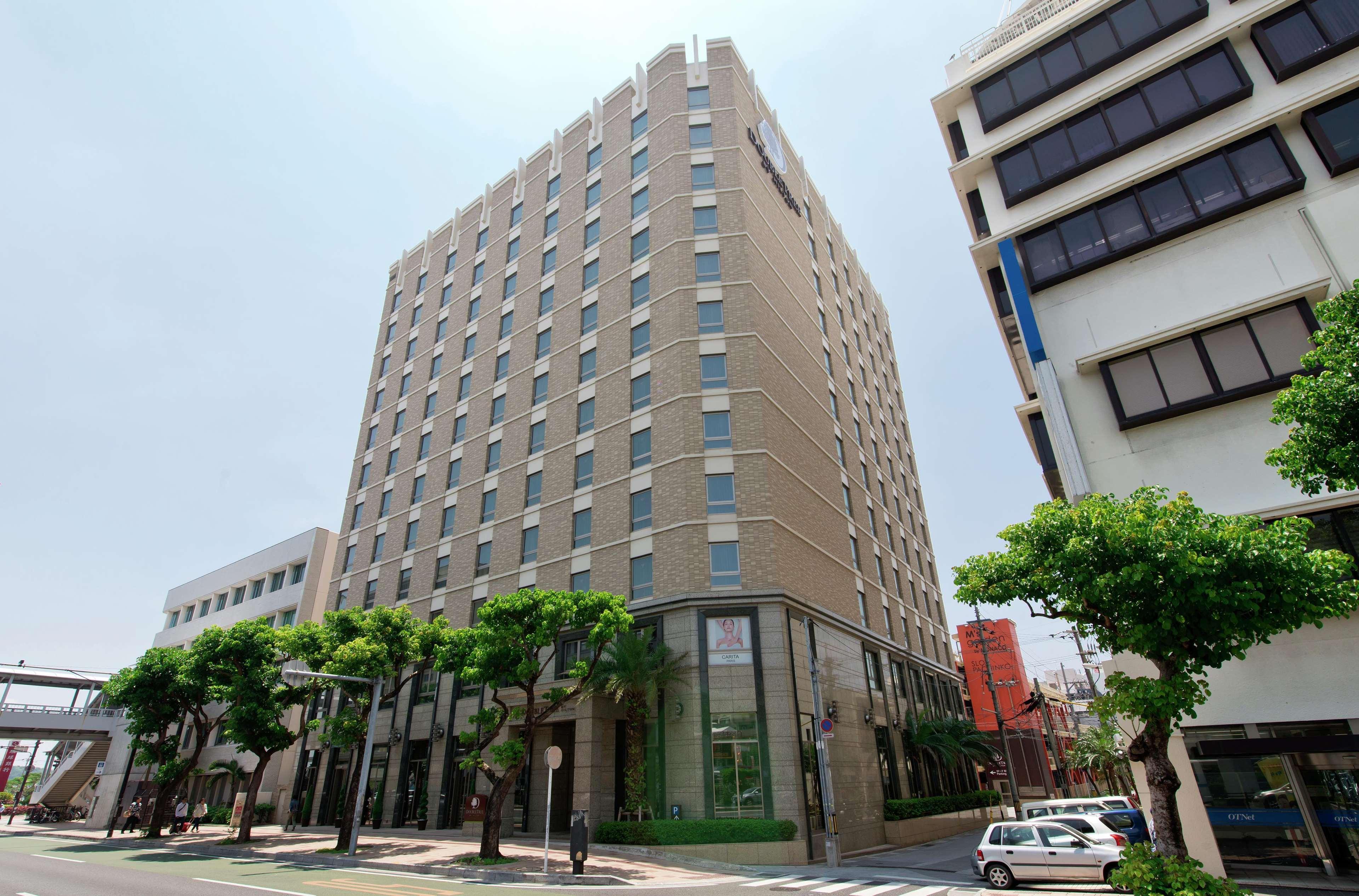 Отель Doubletree By Hilton Наха Экстерьер фото