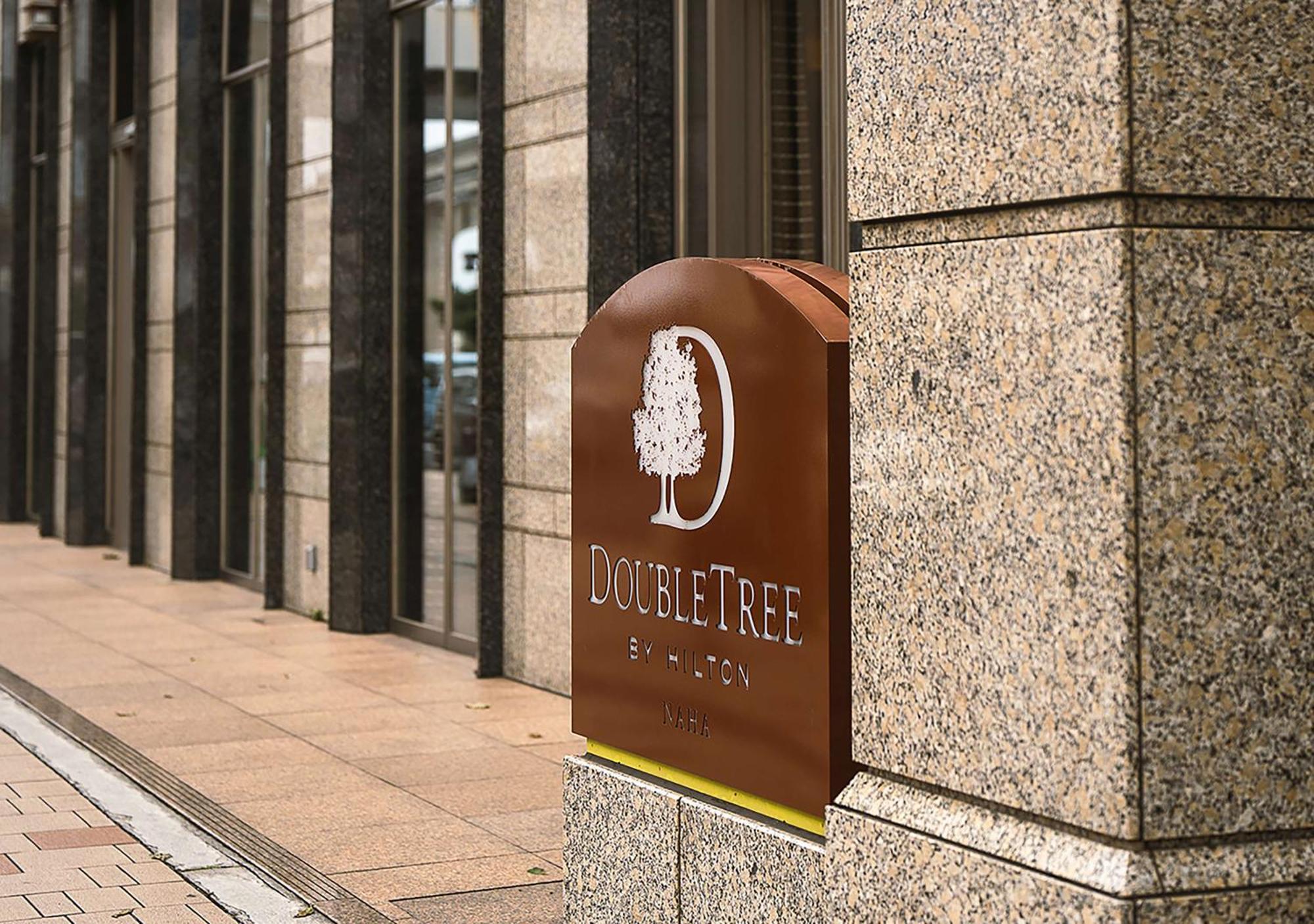 Отель Doubletree By Hilton Наха Экстерьер фото